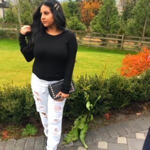 Meet your Posher, Amar